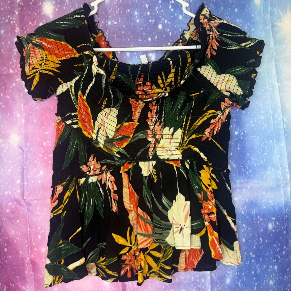 Patrons of peace floral blouse 🛍